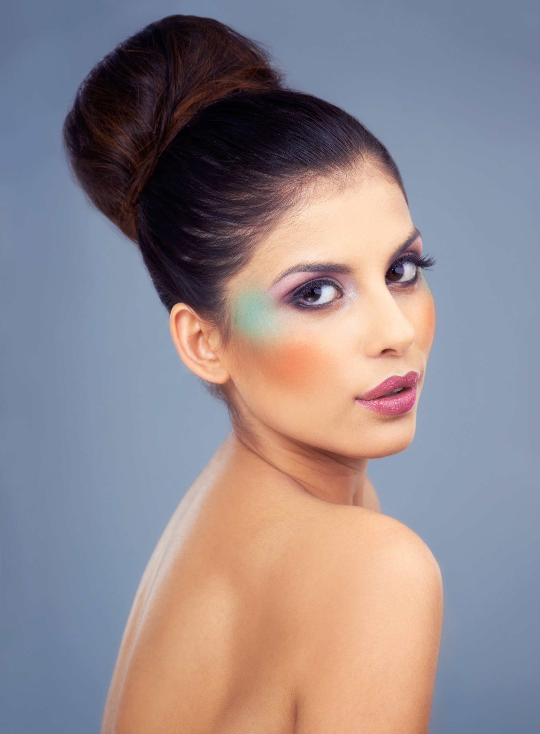 Entdecken Sie Highlighter-Tipps für einen strahlenden Teint